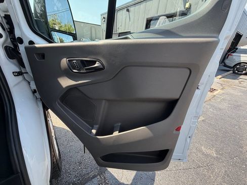 Used 2024 Ford Transit 350 XLT RWD image 41