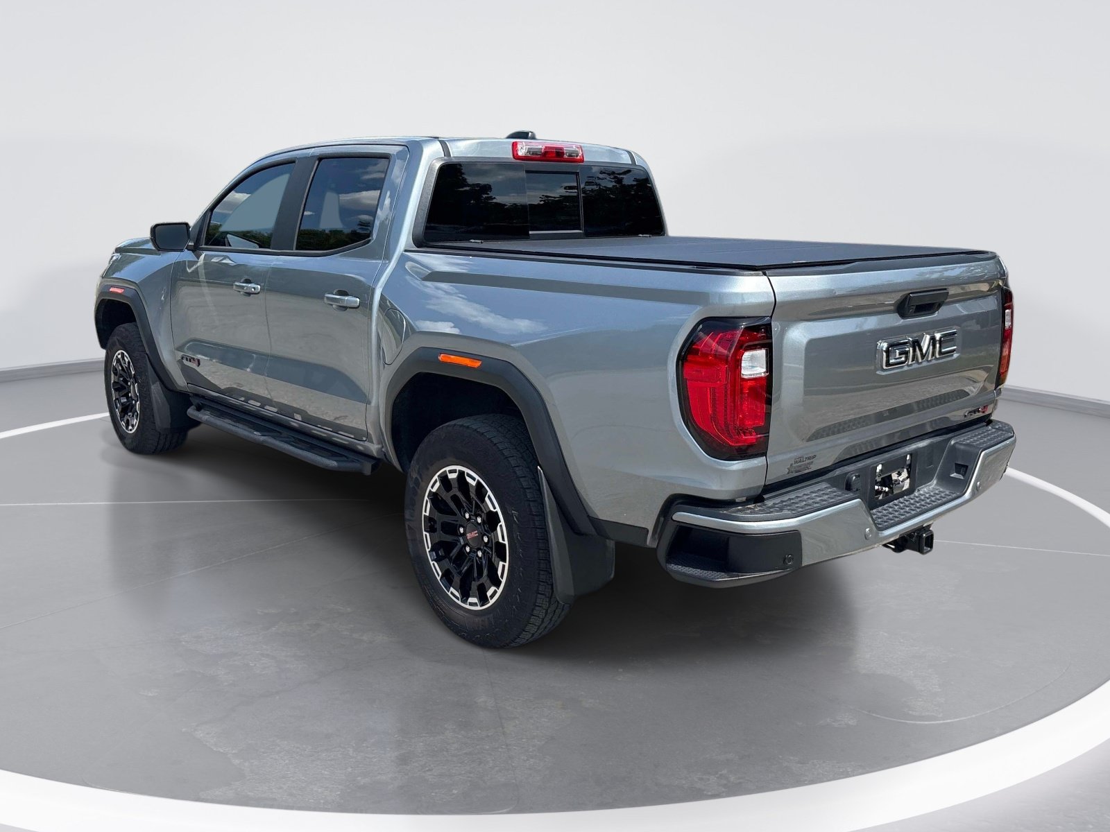Used 2026 GMC Canyon AT4 w/ Technology Plus Package AWD/4WD image 6