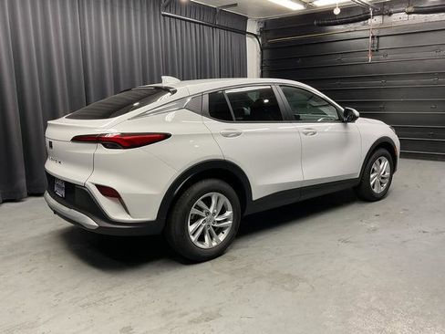 New 2025 Buick Envista Preferred image 5