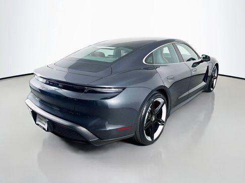 Certified 2022 Porsche Taycan image 9