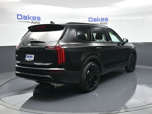 Used 2021 Kia Telluride EX w/ EX Premium Package image 8