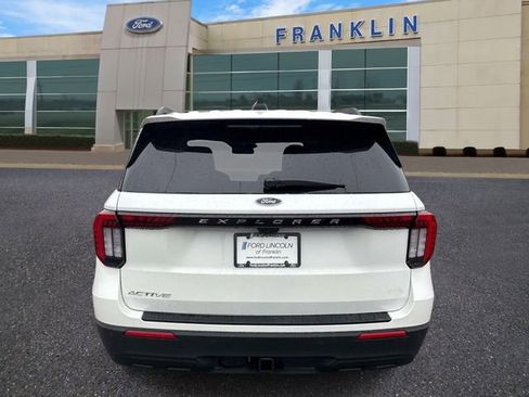New 2026 Ford Explorer Active RWD image 6