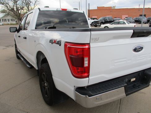 Used 2022 Ford F150 XLT image 5