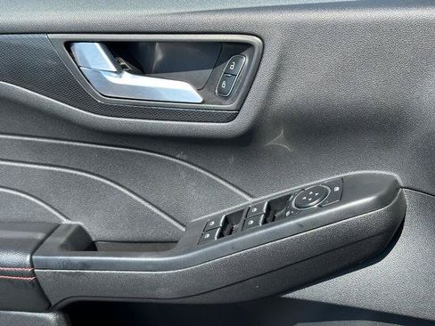 Used 2025 Ford Escape ST-Line AWD/4WD image 24