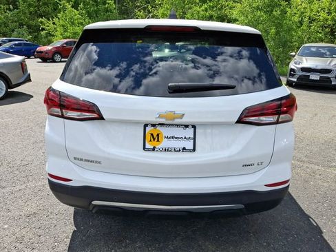 Used 2024 Chevrolet Equinox LT AWD/4WD image 4