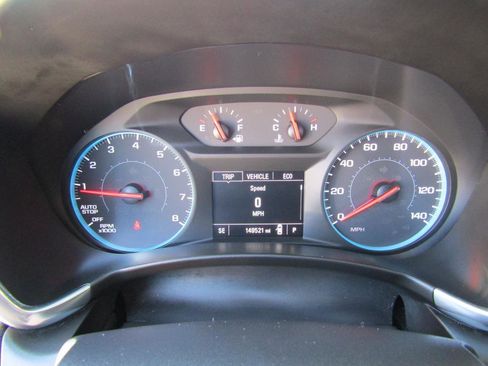 Used 2018 Chevrolet Equinox LT image 14