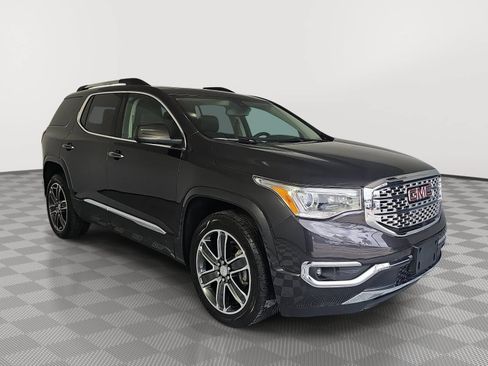 Used 2018 GMC Acadia Denali w/ Technology Package AWD/4WD image 2