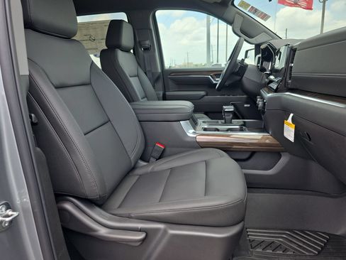 New 2026 Chevrolet Silverado 1500 RST w/ Convenience Package II AWD/4WD image 15