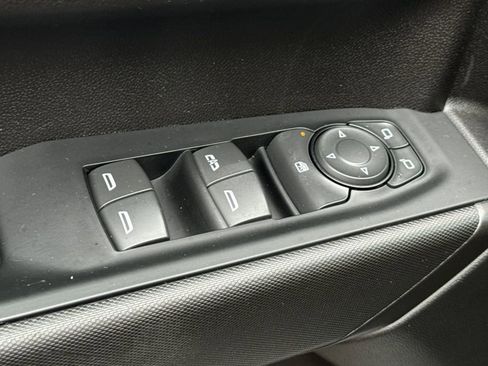 Used 2024 Chevrolet Silverado 1500 Custom RWD image 12