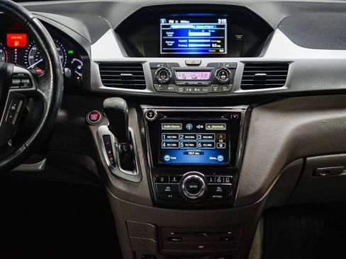 Used 2014 Honda Odyssey Touring image 15