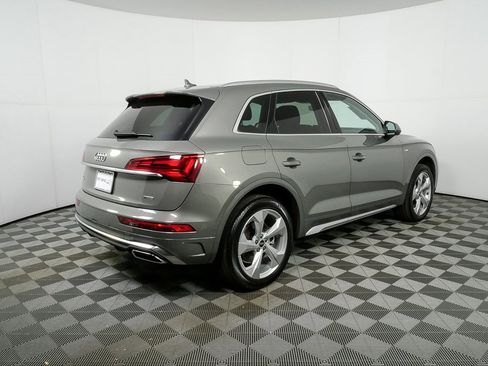 Used 2023 Audi Q5 2.0T Premium Plus w/ Premium Plus Package image 3