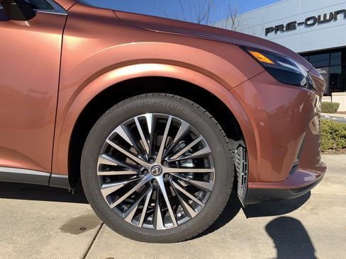 Used 2025 Lexus RX 350 Premium Plus image 13