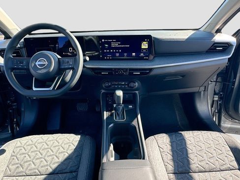 New 2026 Nissan Kicks SV w/ SV Premium Package image 3