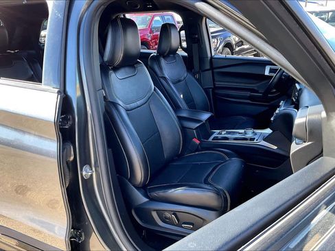 Used 2020 Ford Explorer ST image 8