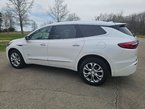 Used 2021 Buick Enclave Avenir w/ Avenir Technology Package image 9