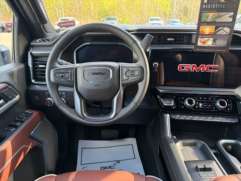 New 2026 GMC Sierra 2500 Denali Ultimate w/ Snow Plow Prep/Camper Package AWD/4WD image 15