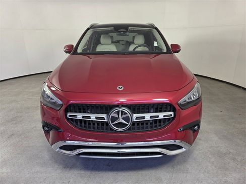 New 2026 Mercedes-Benz GLA 250 4MATIC image 2