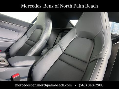 Used 2026 Porsche 911 Carrera RWD image 5