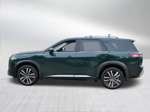 Certified 2024 Nissan Pathfinder Platinum w/ Cargo Package image 4