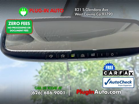 Used 2015 Toyota Prius Four FWD image 22