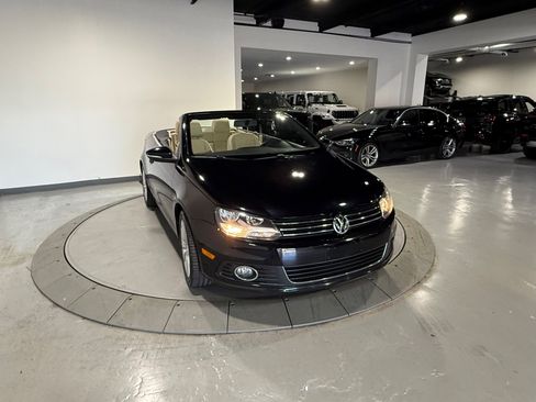 Used 2014 Volkswagen Eos Komfort FWD image 7