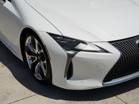 Used 2018 Lexus LC 500 Coupe RWD image 16
