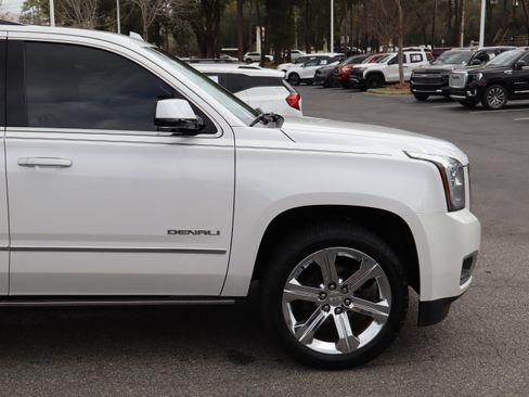 Used 2019 GMC Yukon Denali w/ Open Road Package image 11