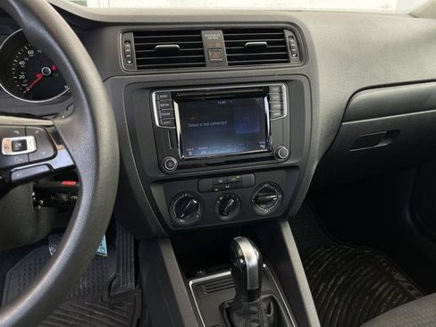 Used 2016 Volkswagen Jetta S FWD image 15