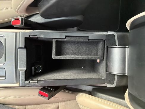 Used 2025 Lincoln Corsair FWD w/ Equipment Group 101A image 27