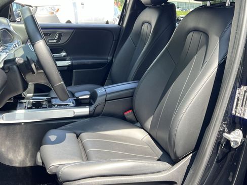 Used 2021 Mercedes-Benz GLB 250 image 18