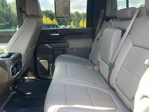Used 2022 GMC Sierra 2500 SLT w/ SLT Convenience Package AWD/4WD image 34