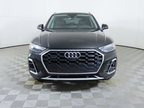 Used 2025 Audi Q5 2.0T Premium Plus w/ Premium Plus Package AWD/4WD image 2