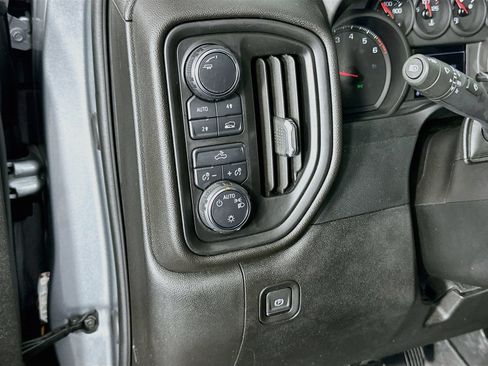 Used 2024 Chevrolet Silverado 1500 Custom AWD/4WD image 35