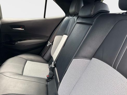 Used 2021 Toyota Corolla XSE FWD image 12