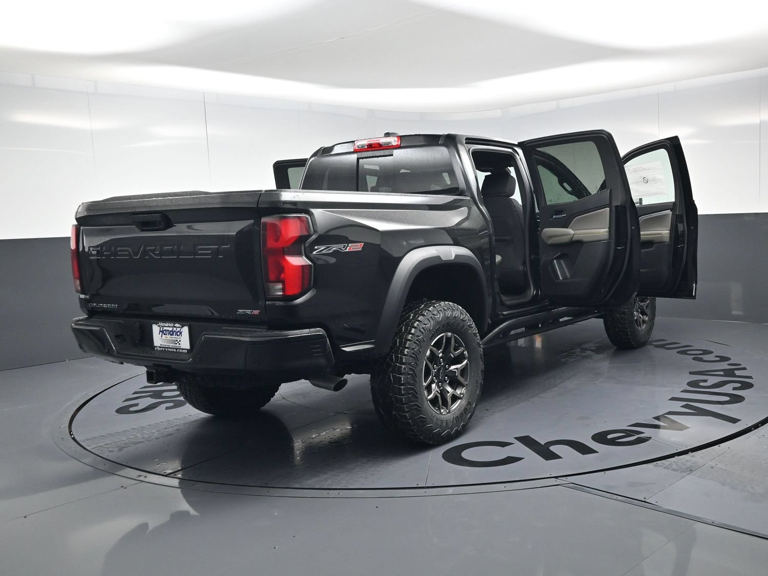 New 2026 Chevrolet Colorado ZR2 w/ Technology Package AWD/4WD image 33