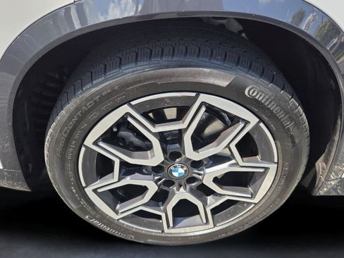 Certified 2026 BMW X1 xDrive28i w/ Technology Package AWD/4WD image 9