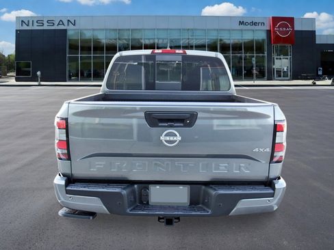 New 2026 Nissan Frontier SV AWD/4WD image 4