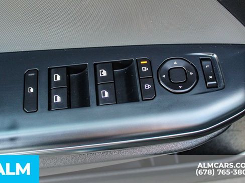 Used 2025 Kia K4 FWD image 40