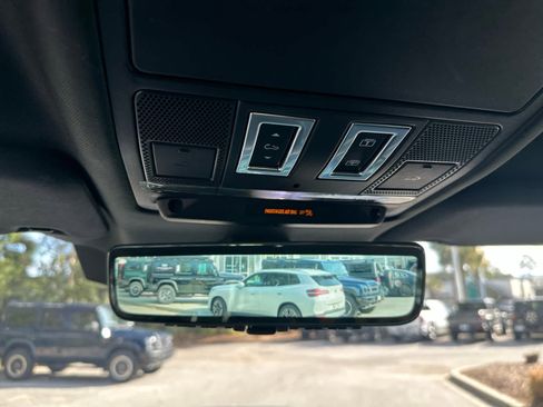 Used 2022 Land Rover Defender 110 XS Edition image 32