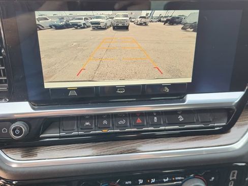Used 2025 Chevrolet Silverado 1500 RST AWD/4WD image 17