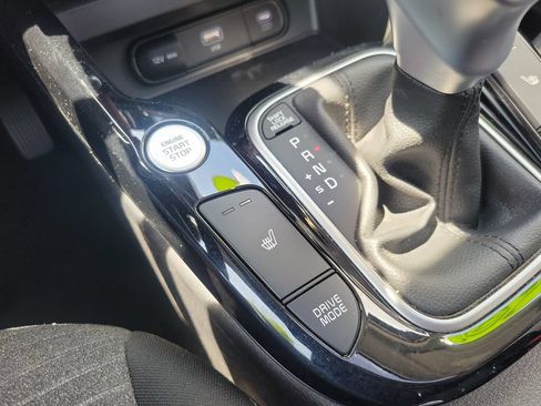 Certified 2025 Kia Soul EX FWD image 30