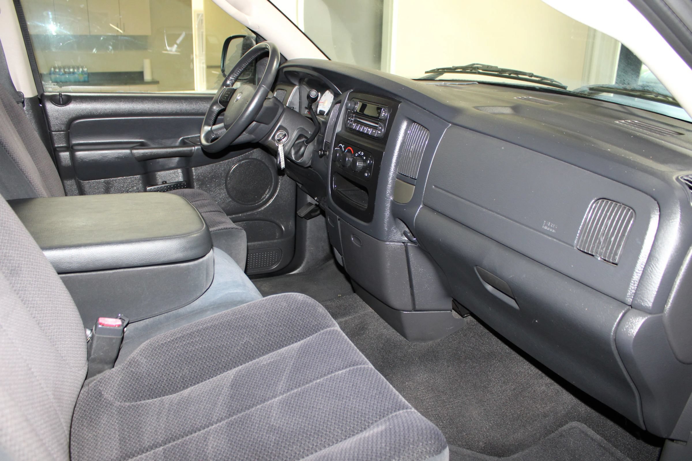 Used 2005 Dodge Ram 2500 Truck SLT RWD image 22