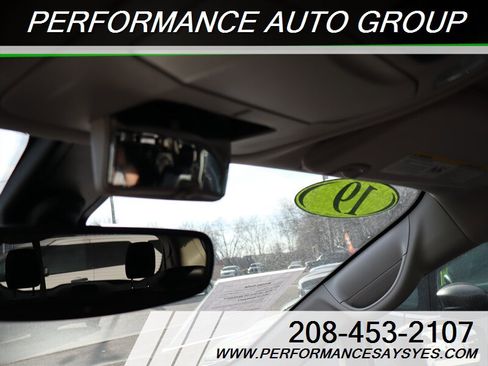 Used 2019 Chrysler Pacifica Touring-L image 25