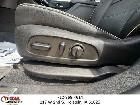 Used 2022 GMC Acadia Denali w/ LPO, Floor Liner Package AWD/4WD image 10