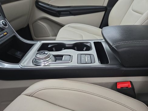 Certified 2022 Ford Edge Titanium w/ Class II Trailer Tow Package image 22