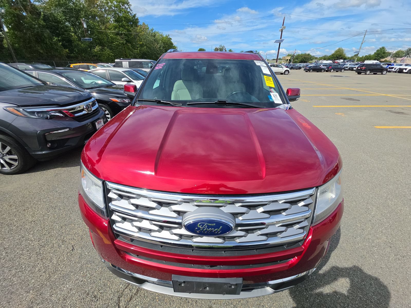 Used 2018 Ford Explorer Limited w/ Equipment Group 301A AWD/4WD image 2
