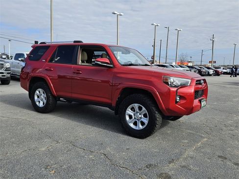Used 2021 Toyota 4Runner SR5 Premium image 13