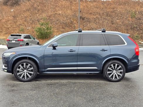 Used 2023 Volvo XC90 B6 Plus w/ Protection Package Premier image 18