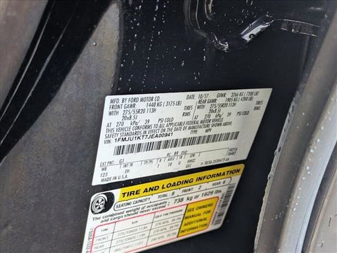 Used 2018 Ford Expedition Limited image 27