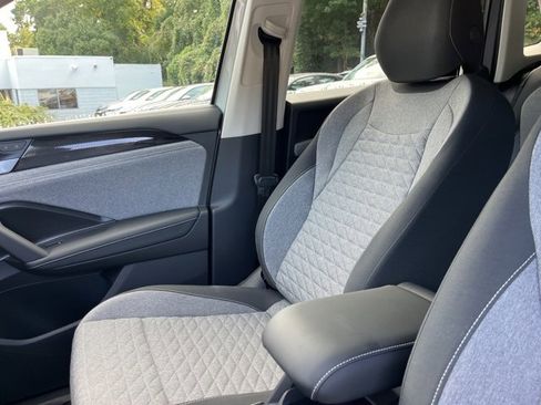New 2025 Volkswagen Tiguan S image 10